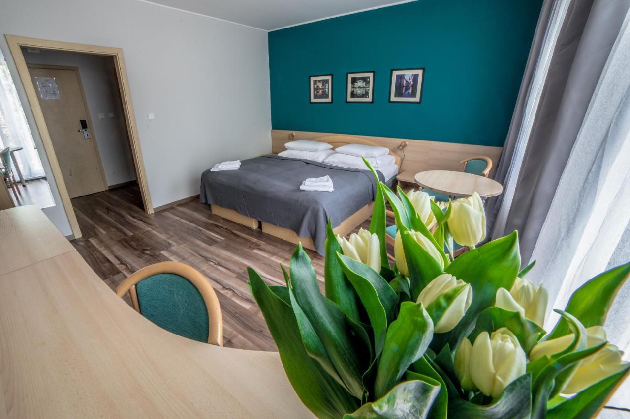 Teledom Hotel Kosice Ngoại thất bức ảnh