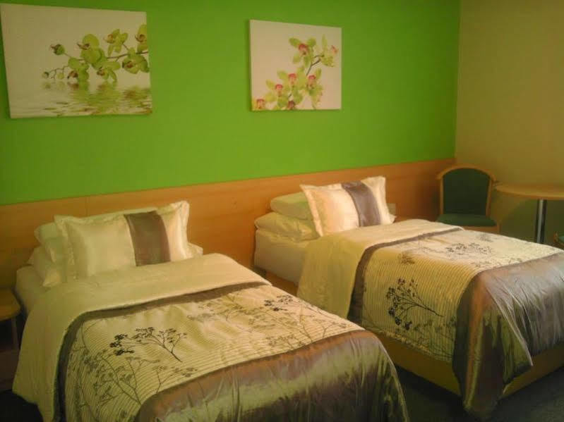Teledom Hotel Kosice Ngoại thất bức ảnh