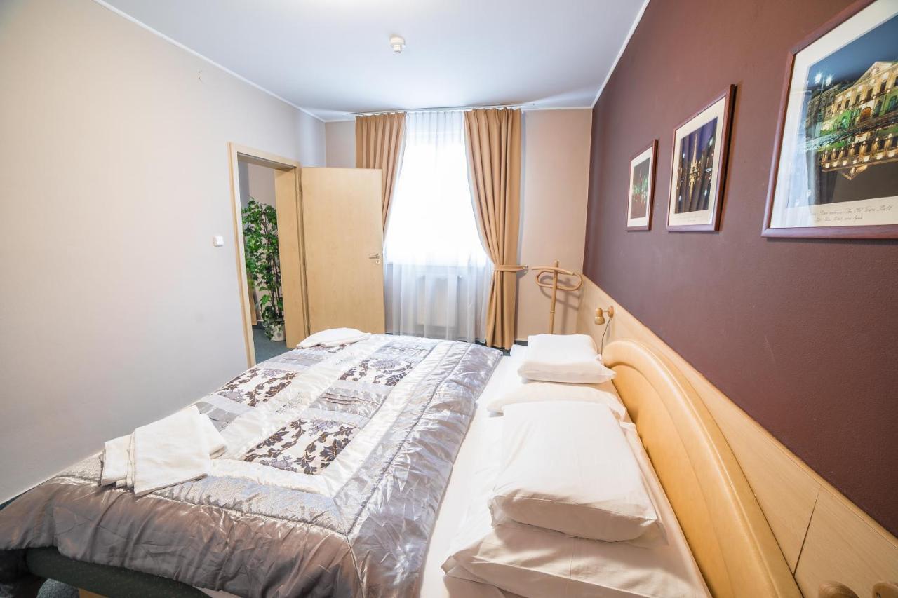 Teledom Hotel Kosice Ngoại thất bức ảnh