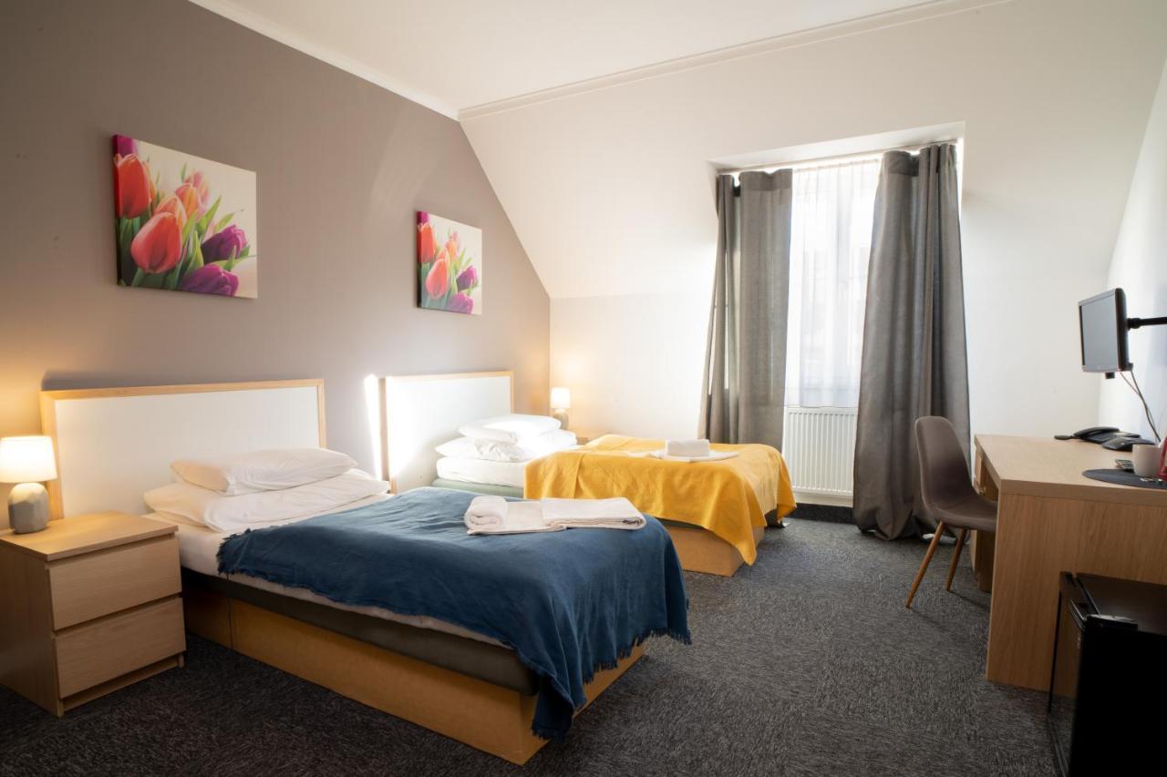 Teledom Hotel Kosice Ngoại thất bức ảnh