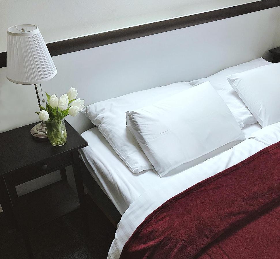 Teledom Hotel Kosice Ngoại thất bức ảnh