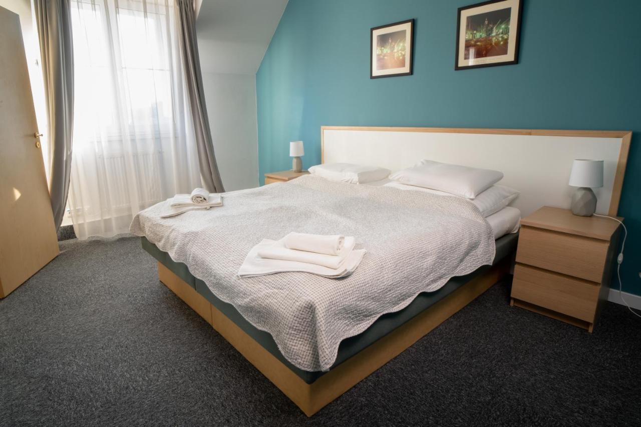 Teledom Hotel Kosice Ngoại thất bức ảnh