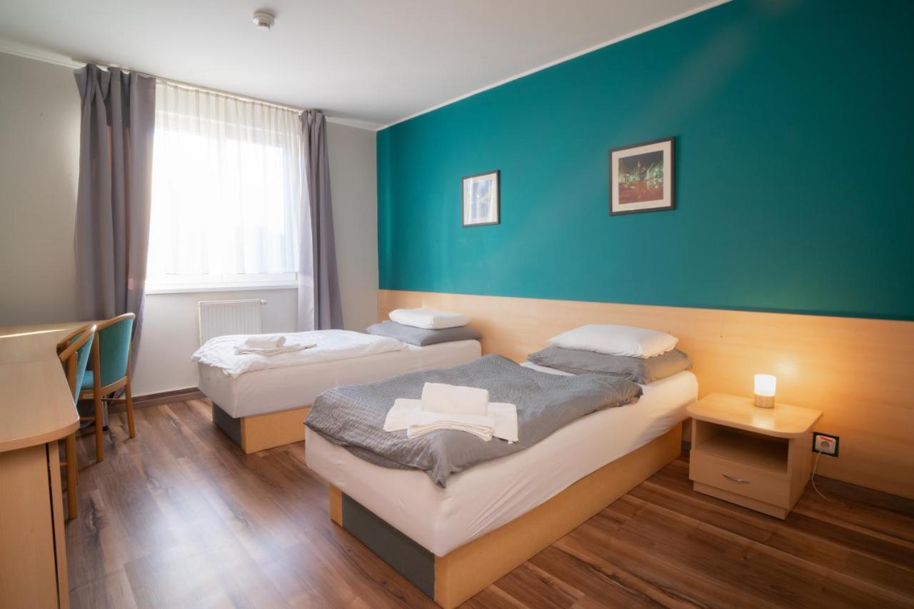 Teledom Hotel Kosice Ngoại thất bức ảnh