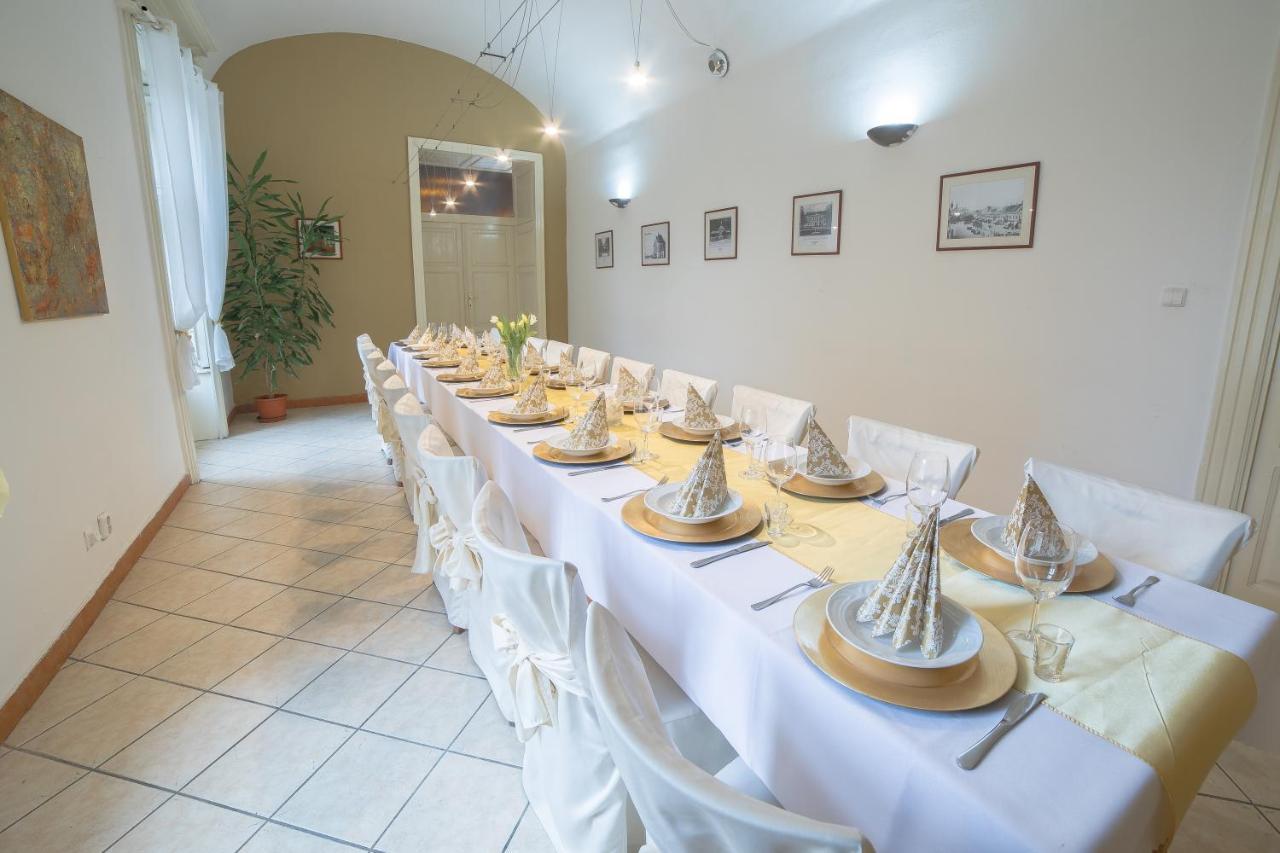Teledom Hotel Kosice Ngoại thất bức ảnh