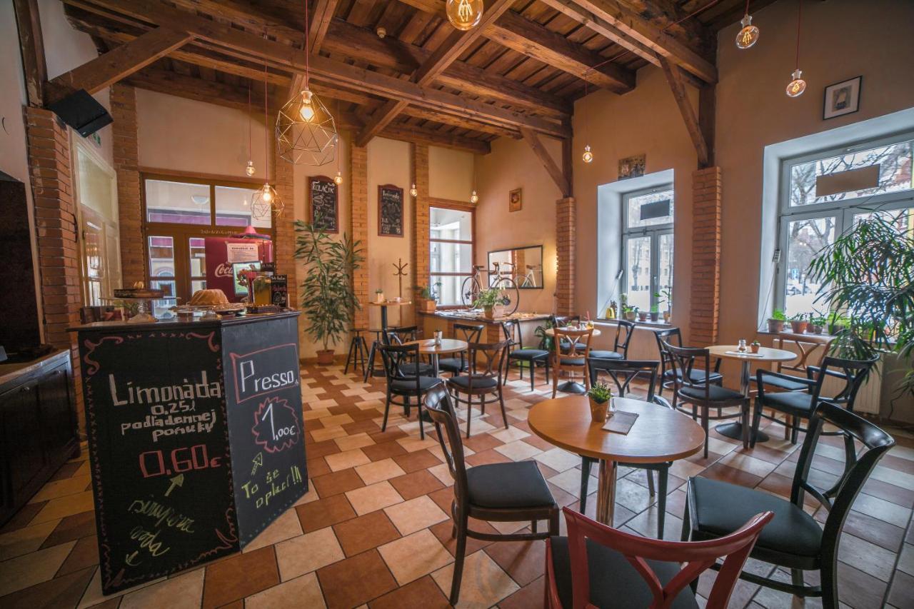Teledom Hotel Kosice Ngoại thất bức ảnh