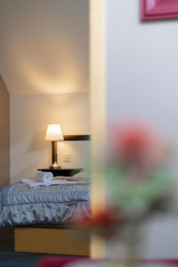 Teledom Hotel Kosice Ngoại thất bức ảnh